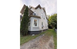 104 Alden St, Springfield, MA 01109