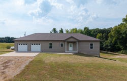 5704 County Road 262, Auxvasse, MO 65231