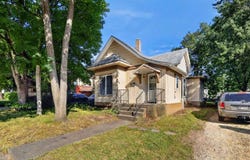 737 W Grand Avenue, Beloit, WI 53511