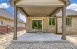 31610 Beaver Circle, New Boston, MI 48164