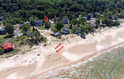 55 S Lighthouse Drive, Mears, MI 49436