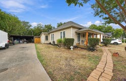 311 N Pendell Avenue, Cleburne, TX 76033