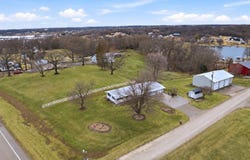 112 Sunrise Lane, Montezuma, IA 50171