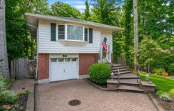 82 Sheppard Lane, Nesconset, NY 11767