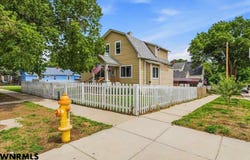1103 BOX BUTTE, Alliance, NE 69301