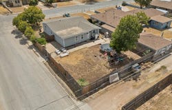 1123 E Pecan Ave, Midland, TX 79705