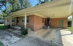 417 Walmark Dr, Ripley, MS 38663