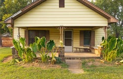 1610 E Main ST, Lavaca, AR 72941