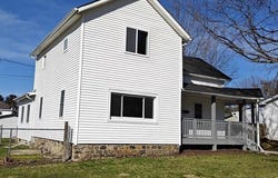 6627 E Berrien Street, Eau Claire, MI 49111