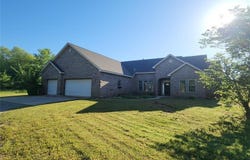 332714 E 1070 Road, McLoud, OK 74851