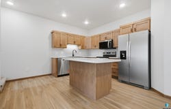 2804 S Broek Dr, Sioux Falls, SD 57106