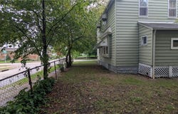 916 6th st 6th, Canton, OH 44703