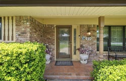 1226 Crestwood Drive, Cleburne, TX 76033