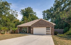 700 E Hickory Street, Kaufman, TX 75142