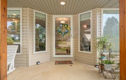 2000 Spruce Lane, Monticello, IL 61856
