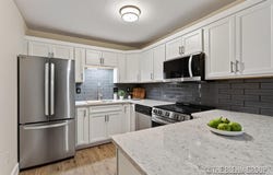 3414 Devonwood Hills NE, Grand Rapids, MI 49525