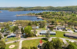 61 Rolla Hill Road, Galena, MO 65656