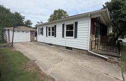 319 E Grant Street, Hastings, MI 49058