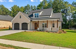 107 Riley W Street, Chatsworth, GA 30705