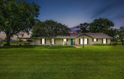 17132 County Road 268, East Bernard, TX 77435