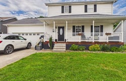 110 Cherokee Drive, West Van Lear, KY 41268