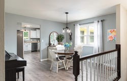 731 4th St N, La Crescent, MN 55947
