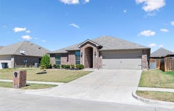 400 Acadia Lane, Forney, TX 75126
