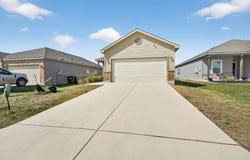 14643 HACKAMORE WAY, Elmendorf, TX 78112