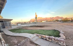 522 S CORTEZ Road, Apache Junction, AZ 85119