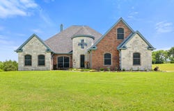 303 Celtic Road, Howe, TX 75459