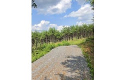 Highland Park Road, Secondcreek, WV 24974