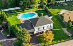 7 Viking Rd, Winchester, MA 01890