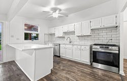 518 Avalon Drive, Dyer, IN 46311