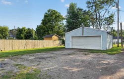 1915 Lane Avenue, Elkhart, IN 46516