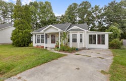 408 Somerset Cove, Jacksonville, NC 28546