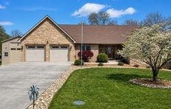 459 Woodgate Drive, Crossville, TN 38571