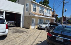 39 S BROADWAY, GLOUCESTER CITY, NJ 08030