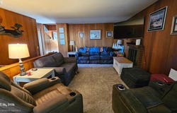 488 WALNUT Ln, Eugene, OR 97401