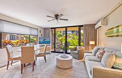 3543 Lower Honoapiilani Rd, Lahaina, HI 96761
