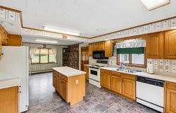1390 Route 3, China, ME 04358