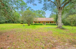 1906 Kathleen Ave, Cantonment, FL 32533