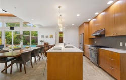 1117 Stobaugh St, Austin, TX 78757