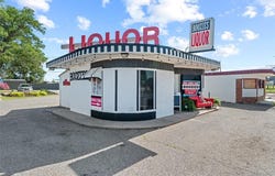 215 E Russworm Drive, Watonga, OK 73772
