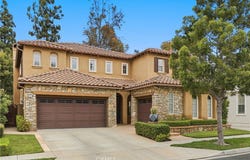 5 Upland, Irvine, CA 92602