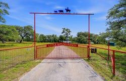 5621 Ranch Road 32, Blanco, TX 78606