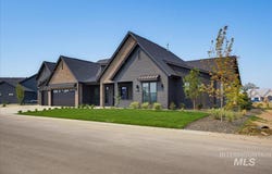 584 Founder Ave, Middleton, ID 83644