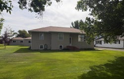 901 N Central Ave, Sidney, MT 59270