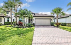 20199 Hartford Boulevard, Estero, FL 33928