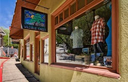 93 Spring Street, Eureka Springs, AR 72632