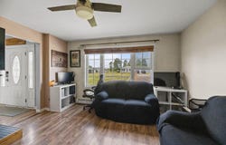 4 Kents Way, Benton, ME 04901